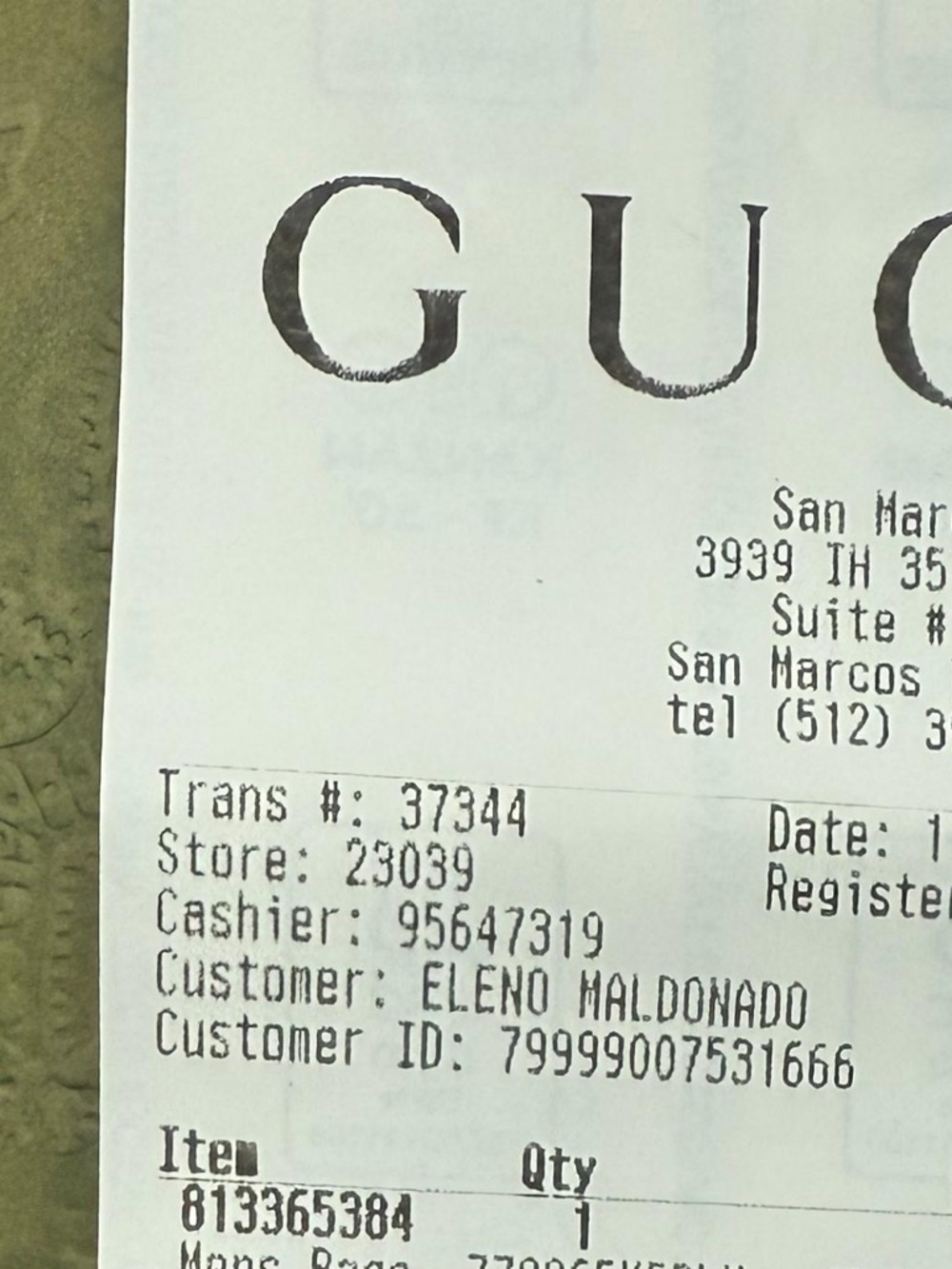 Gucci Beige GG Supreme Messenger Bag with Black Trim - Picture 4 of 4